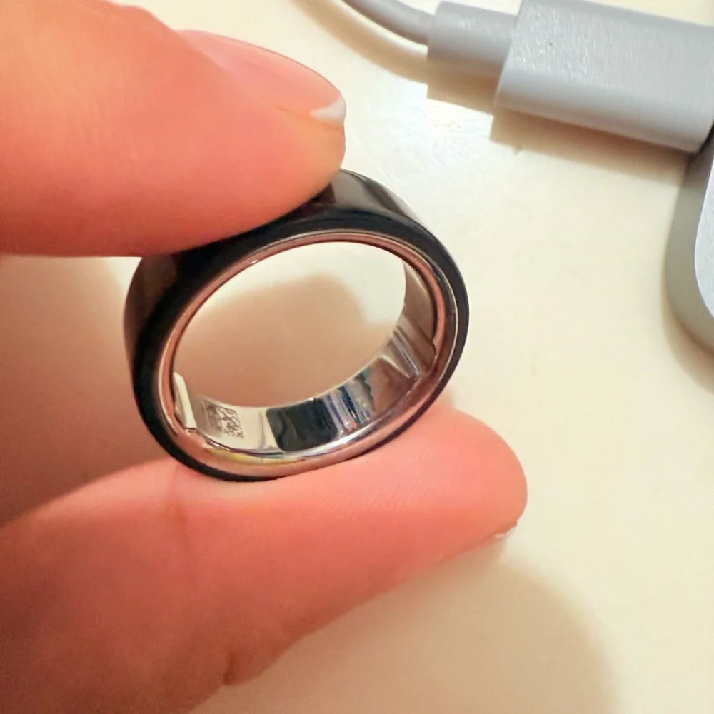 Oura Black Smart Ring